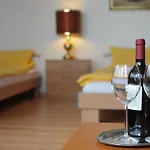 Dietrich Ξενοδοχείο